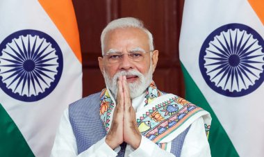 प्रधानमंत्री नरेन्द्र मोदी ने जदयू अध्यक्ष नीतीश कुमार को राज्यसभा के सदस्य के रूप में शपथ लेने पर बधाई दी